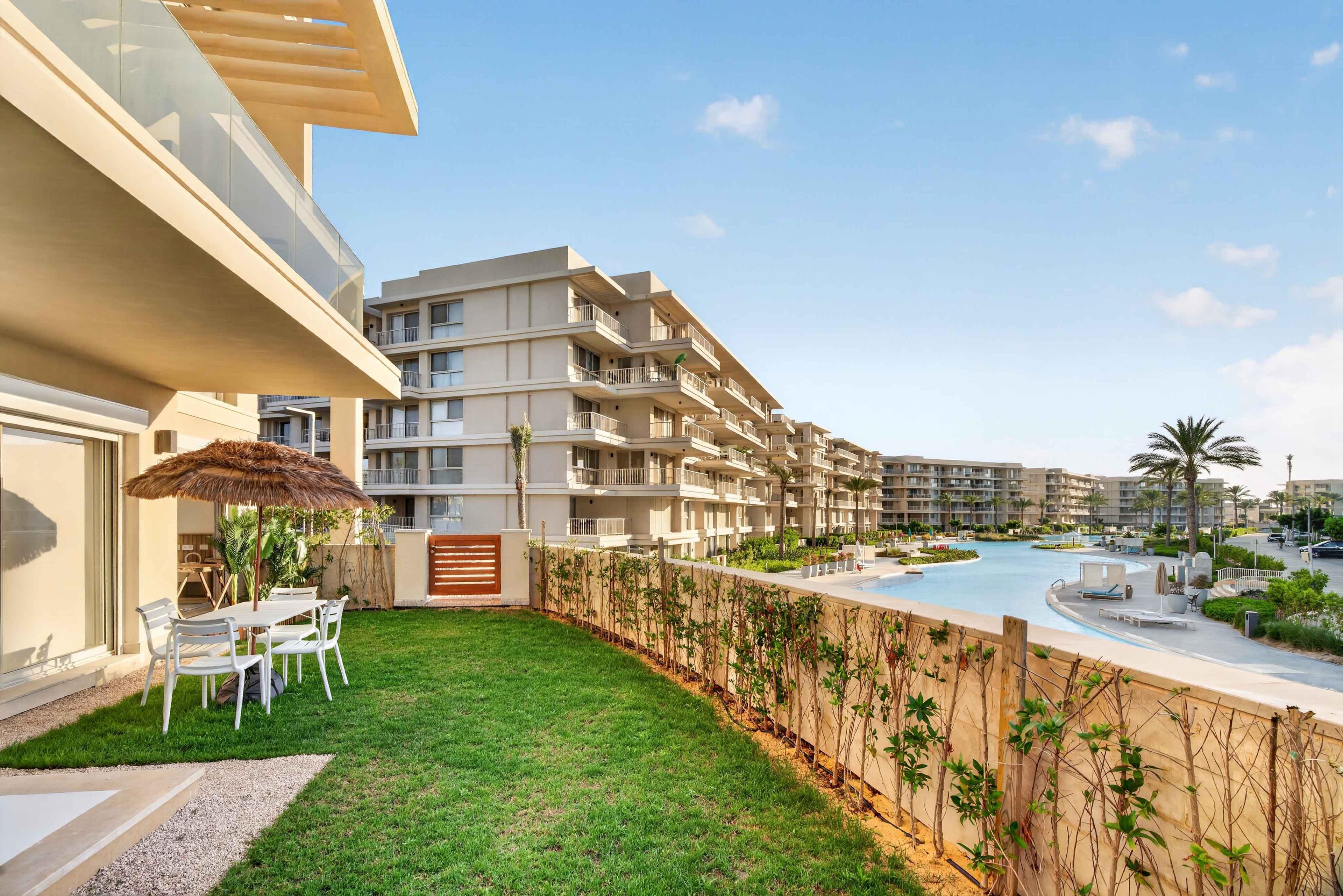 Charming 2BR Chalet – Lagoon View – Marassi