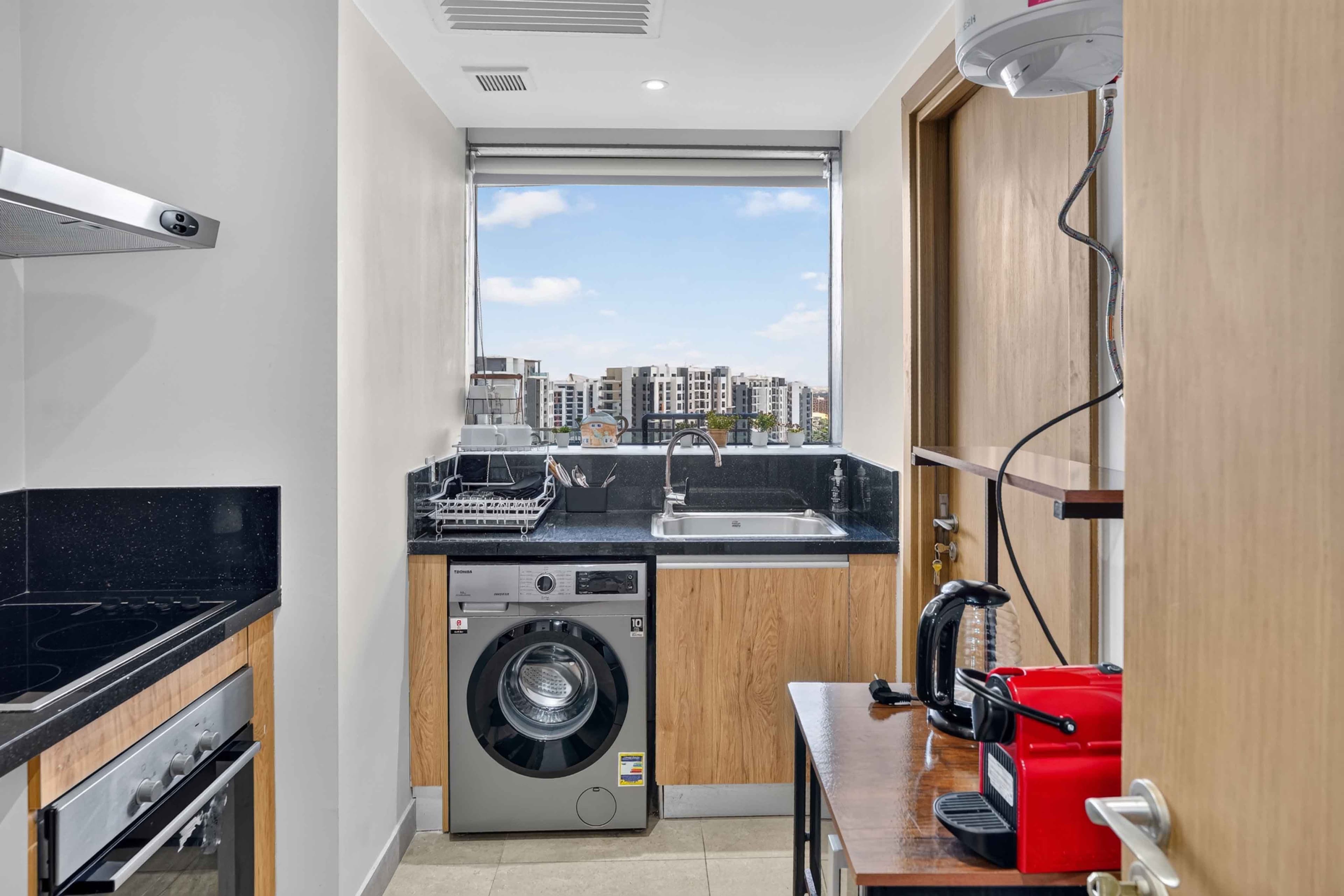 صورة Peaceful 2BR Apartment - Sheikh Zayed - ZED Towers  4