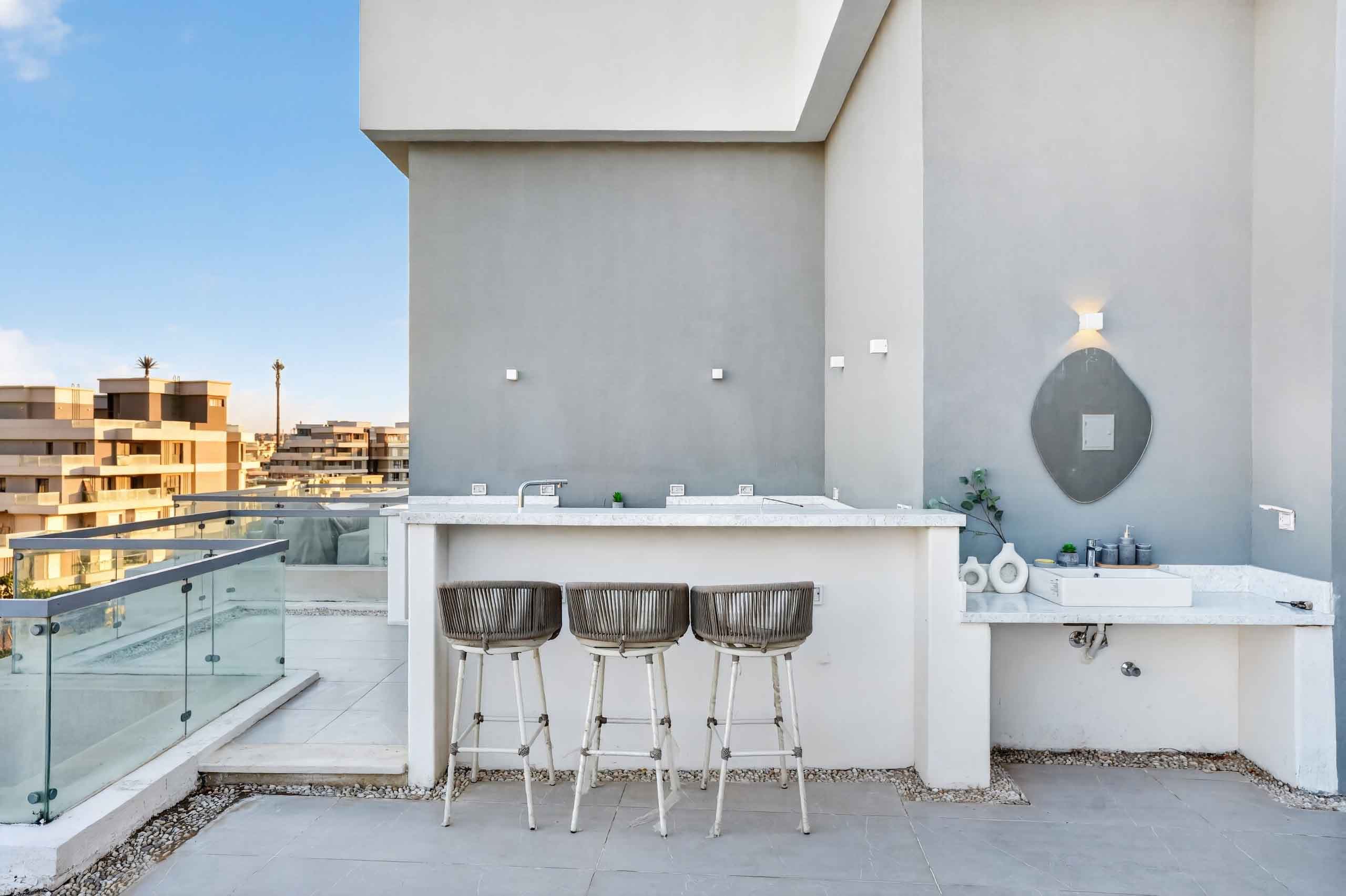 صورة 1BR Apartment - SODIC 16